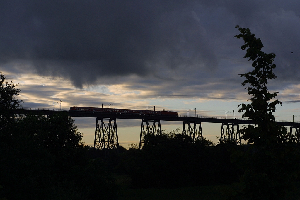 http://www.desiro.net/SH2012-2.jpg