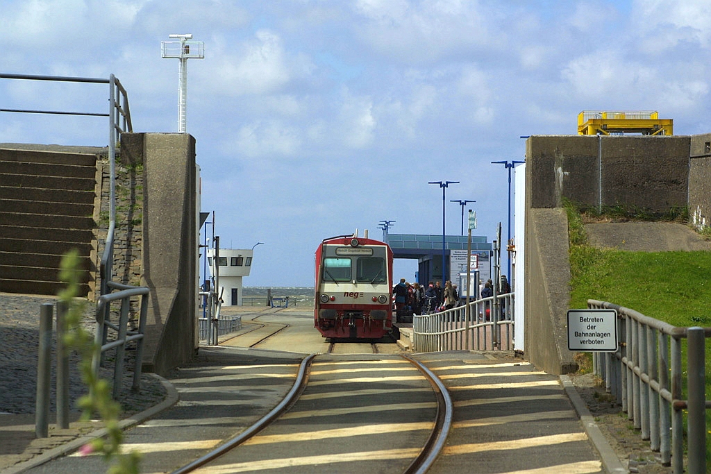 http://www.desiro.net/SH2012-9c.jpg